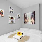Modern 2Br 10 Mins To Metro