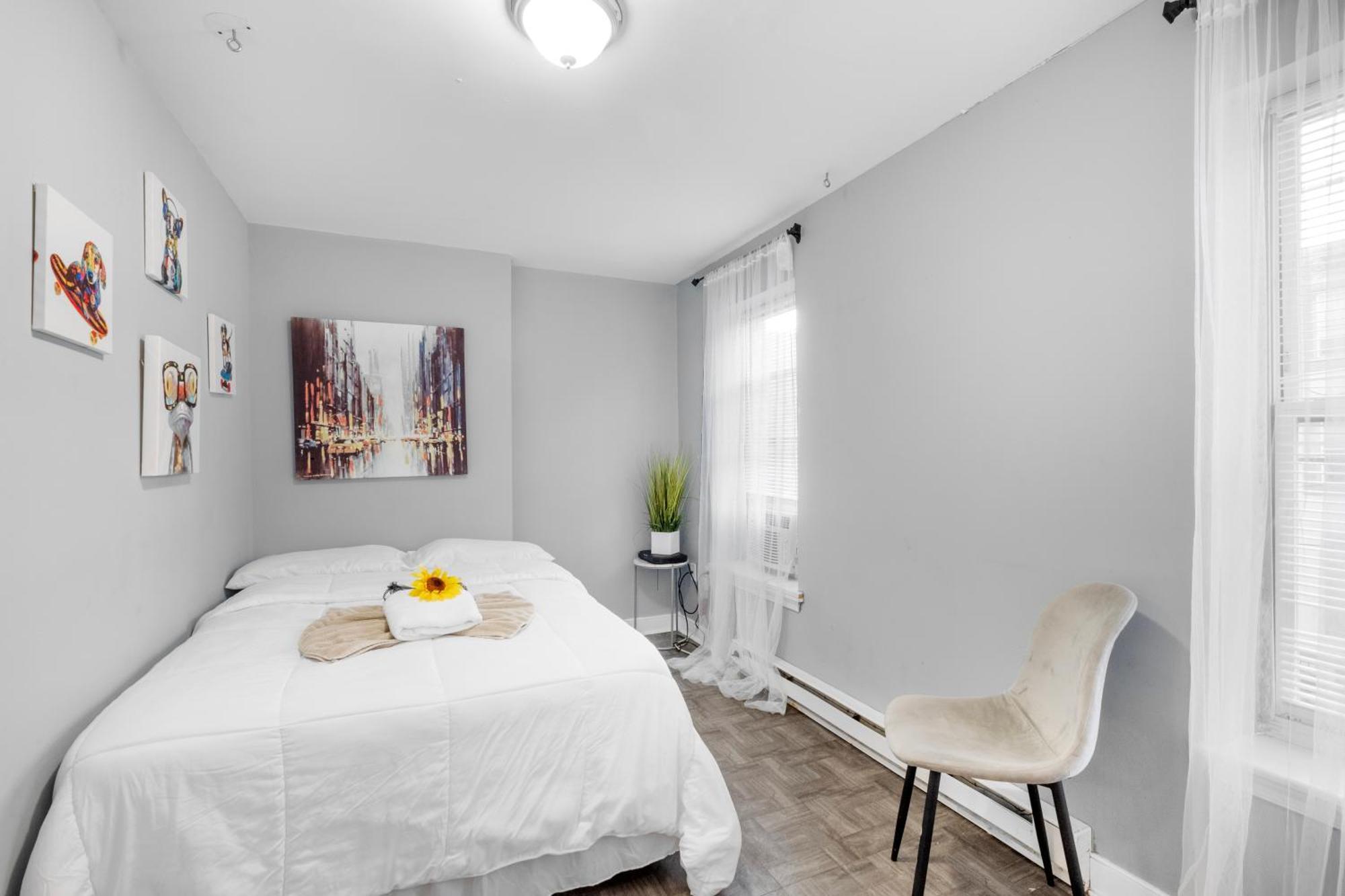 Modern 2br 10 Mins To Metro Apartment *
